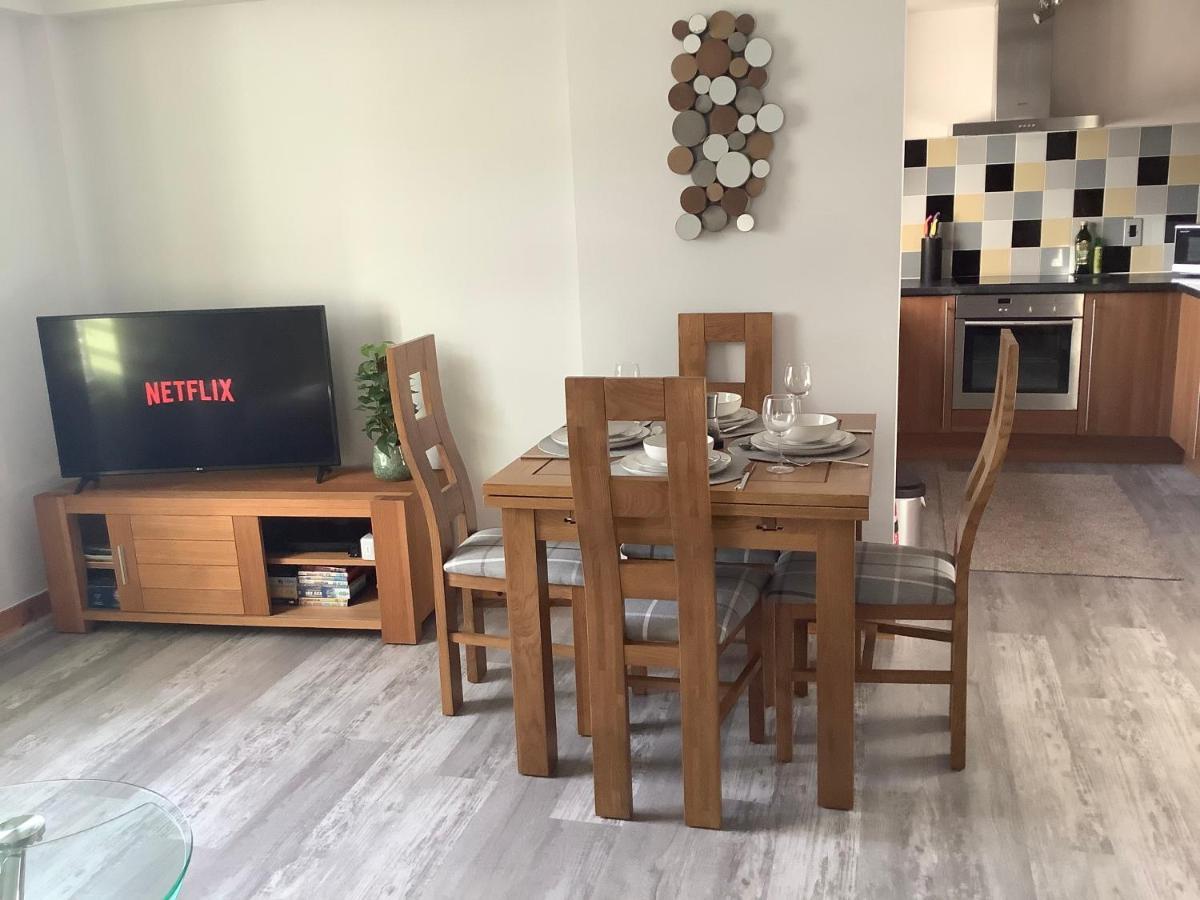 37 Farraline Court, City Centre Apartment Інвернесс Екстер'єр фото